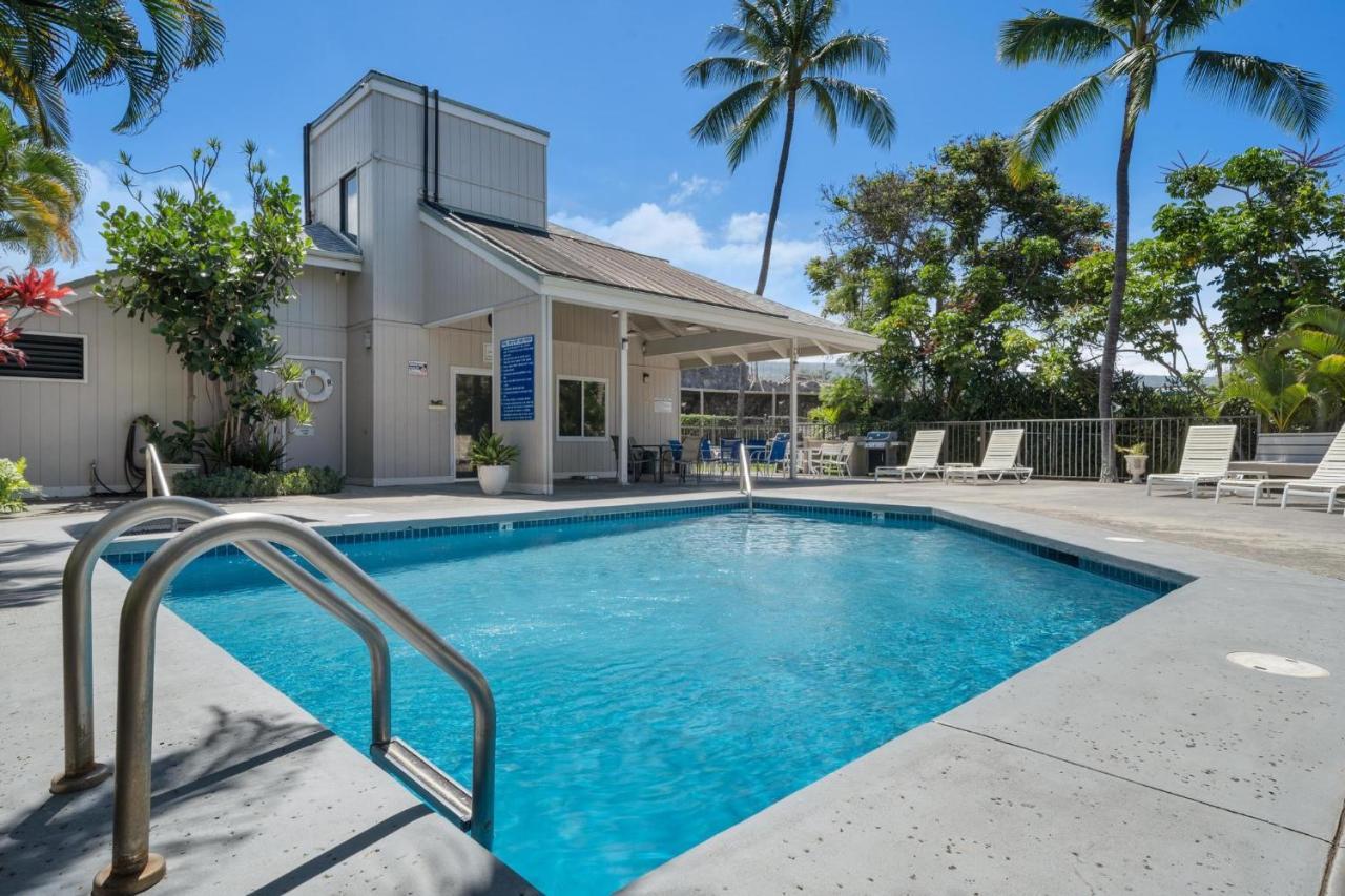 Big Island Kailua Bay Resort 2302 Condo Exterior foto